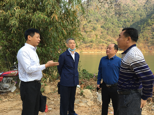 羅主任到飛霞風(fēng)景區(qū)調(diào)研安全生產(chǎn)、消防及疫情防控工作1.jpg