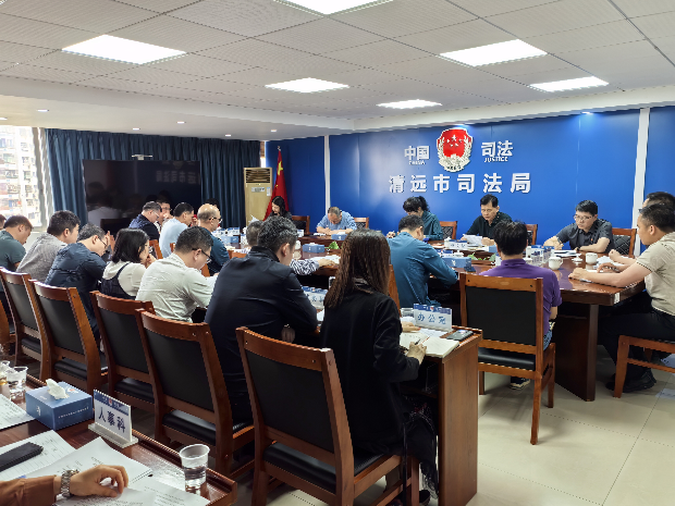 市司法局啟動(dòng)部署深入貫徹中央八項(xiàng)規(guī)定精神學(xué)習(xí)教育工作